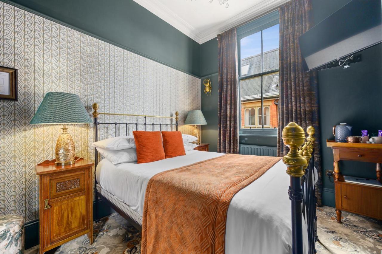 Clementine'S Guest House York Bagian luar foto