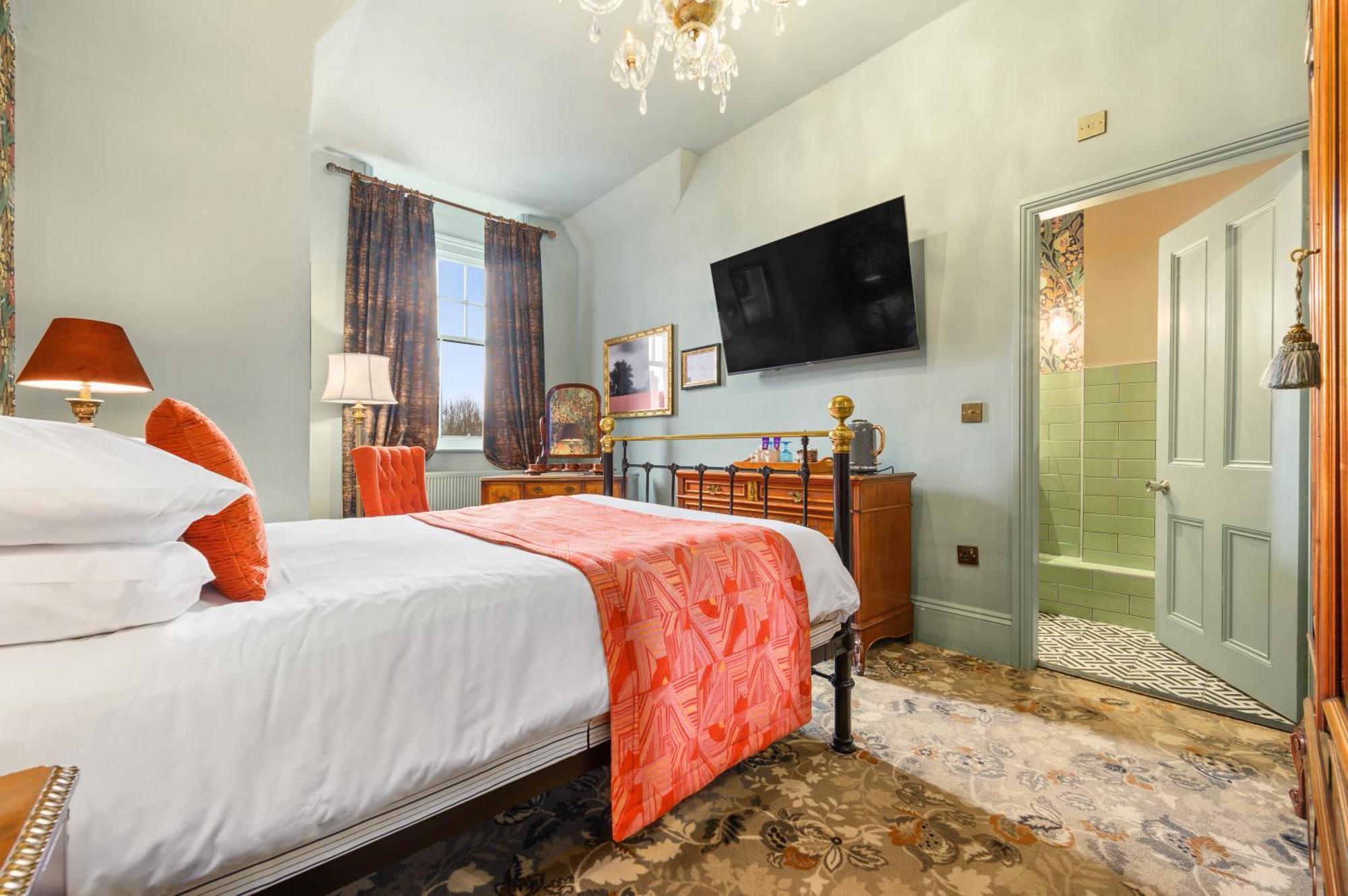 Clementine'S Guest House York Bagian luar foto A bedroom at the hotel