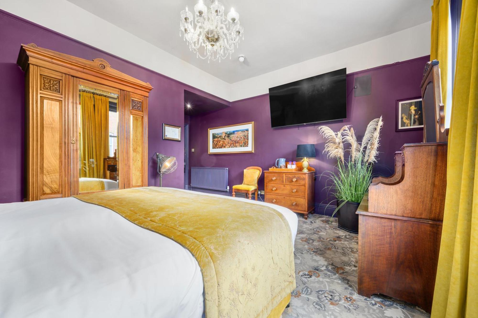 Clementine'S Guest House York Bagian luar foto The bedroom